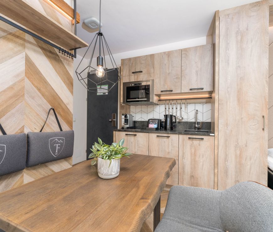 24 by AvenidA | Studio