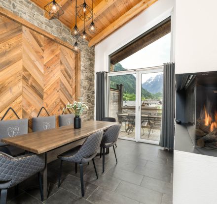 24 by AvenidA | 3-Schlafzimmer Penthouse mit privater Sauna & Oudoor Badewanne 24 by AvenidA | 3-Schlafzimmer Penthouse mit privater Sauna & Oudoor Badewanne