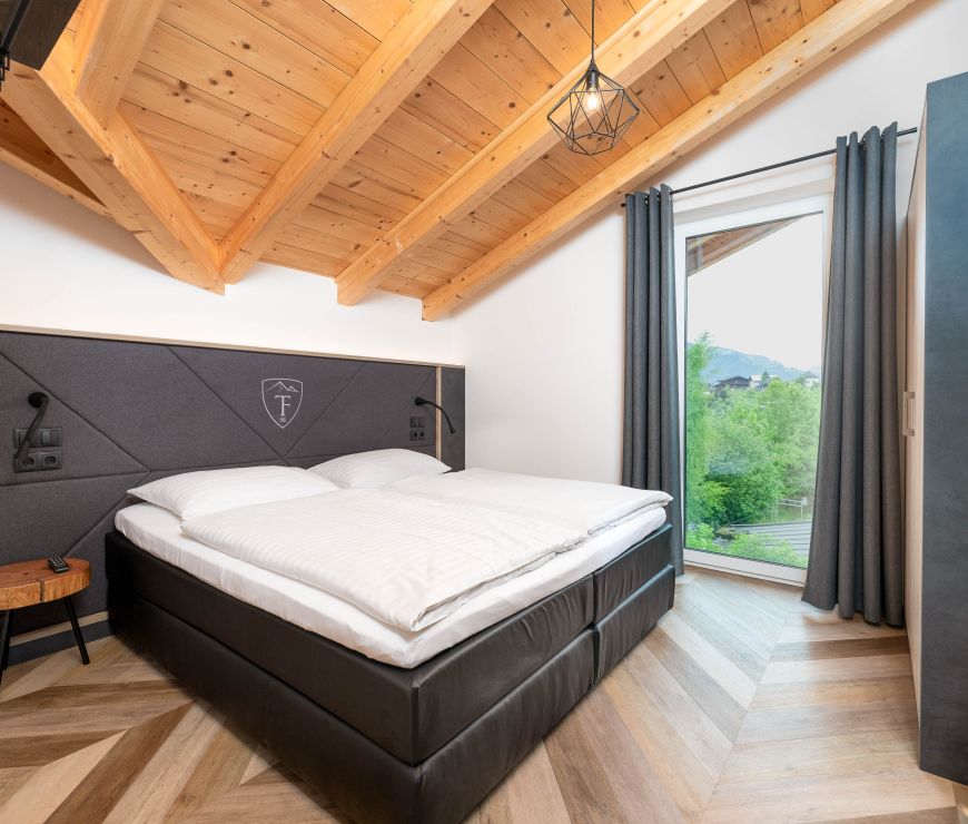 24 by AvenidA | 3-Schlafzimmer Penthouse mit privater Sauna &amp; Oudoor Badewanne